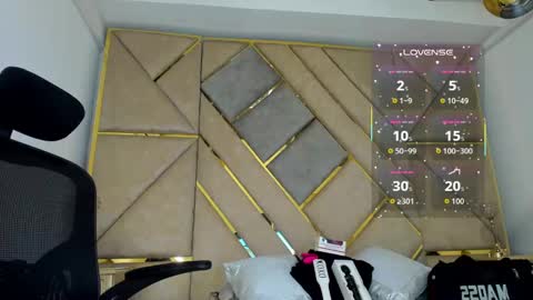 Snapshot of amber_adams_ chatting on October 8, 4:55 pm Amber online show from October 8, 4:55 pm