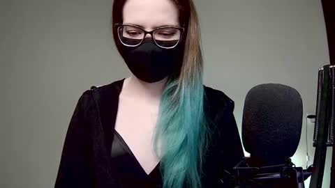 Amber non-nude model online show from February 19, 9:47 pm