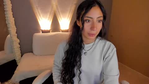 Snapshot of amber_curly chatting on March 3, 11:34 pm amber_curly online show from March 3, 11:34 pm