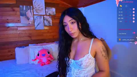 Snapshot of amber_curly chatting on September 23, 7:45 pm amber_curly online show from September 23, 7:45 pm
