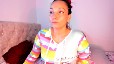 Snapshot of amber_demons chatting on January 20, 8:40 pm Amber Demons online show from January 20, 8:40 pm