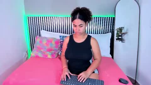 A M B E R  online show from July 28, 5:02 pm