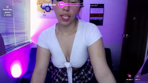 Snapshot of amber_morgan1 chatting on October 16, 3:25 pm Amber online show from October 16, 3:25 pm