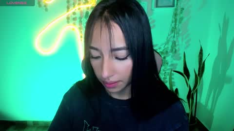 Snapshot of amber_morgan1 chatting on February 27, 11:10 am Amber online show from February 27, 11:10 am