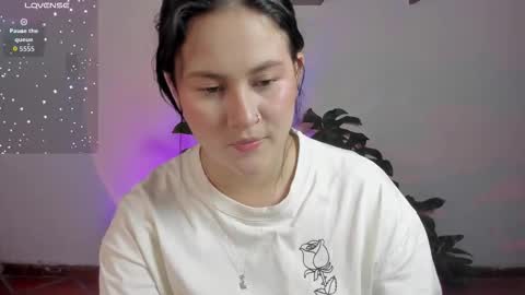 Vivi  online show from January 11, 5:23 am