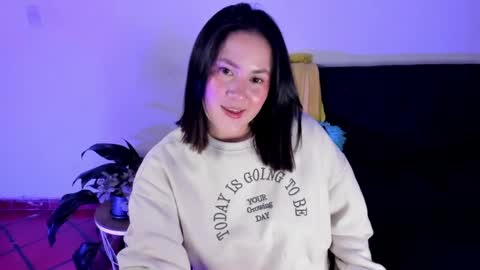 Vivi  online show from May 26, 4:01 am