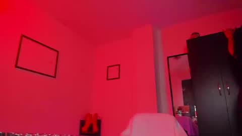 find me here ---    online show from March 4, 11:00 pm