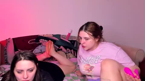 amber_tender_ online show from March 22, 11:33 pm