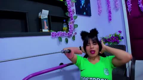 Amber online show from February 6, 7:51 pm