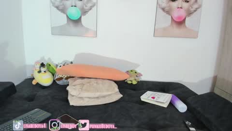 Snapshot of amberbedoya_1 chatting on December 28, 11:26 pm amber bedoya lisa online show from December 28, 11:26 pm