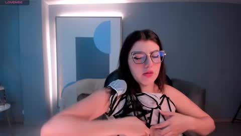 Snapshot of amberfarrell chatting on February 9, 5:54 pm Amber online show from February 9, 5:54 pm