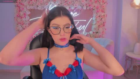 Snapshot of amberfarrell chatting on January 19, 6:00 pm Amber online show from January 19, 6:00 pm