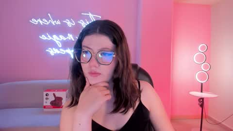 Amber  online show from January 31, 8:07 pm