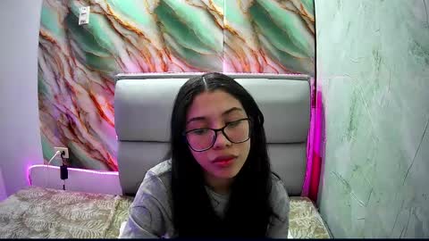 Amber Jeong online show from January 29, 11:04 pm