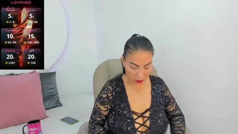 Amber online show from April 22, 12:02 pm