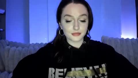 Snapshot of amberkinsley chatting on February 17, 5:14 am amberkinsley online show from February 17, 5:14 am