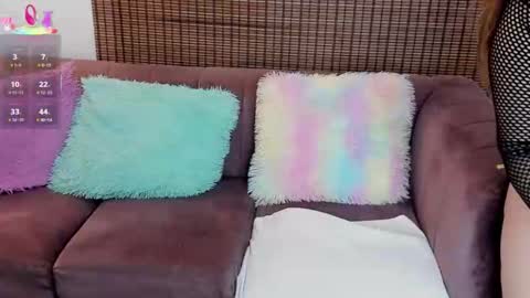 amberr_mooon online show from May 17, 7:02 pm