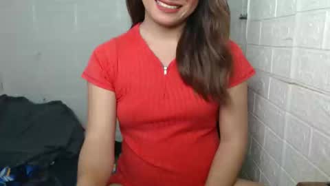yumie online show from May 13, 7:25 am