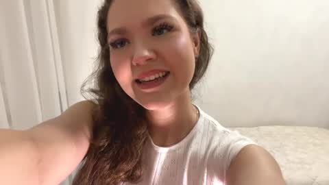 Mia online show from May 17, 5:23 pm