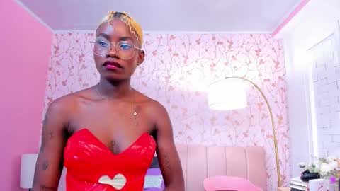 Amelia Adams online show from October 18, 7:26 pm