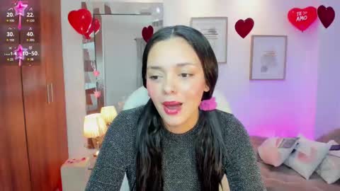 Snapshot of amelia_cheerry chatting on February 16, 11:38 am amelia online show from February 16, 11:38 am