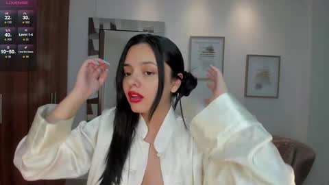 Snapshot of amelia_cheerry chatting on January 26, 11:28 am amelia online show from January 26, 11:28 am