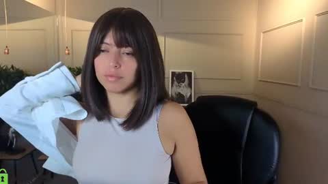 AMELIA online show from July 27, 12:02 pm
