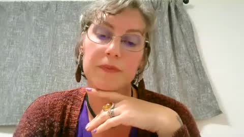 Snapshot of ameliaishka chatting on September 28, 3:57 am Ameliaishka online show from September 28, 3:57 am