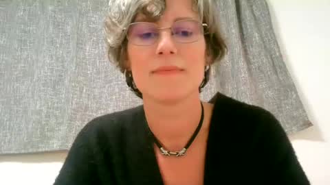 Snapshot of ameliaishka chatting on September 27, 3:47 am Ameliaishka online show from September 27, 3:47 am