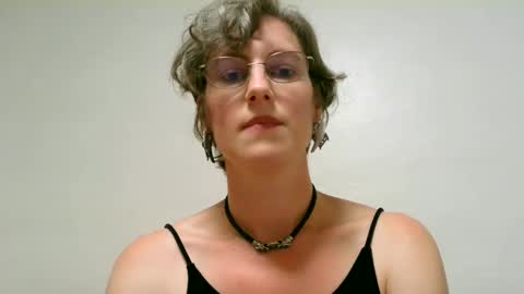 Snapshot of ameliaishka chatting on September 21, 4:11 am Ameliaishka online show from September 21, 4:11 am