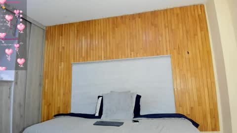 Daniela online show from November 13, 1:10 pm