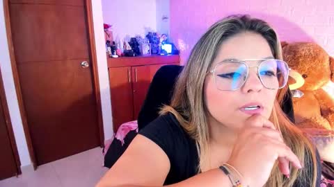 I am Ame  Nice to meet you   online show from September 28, 7:25 am