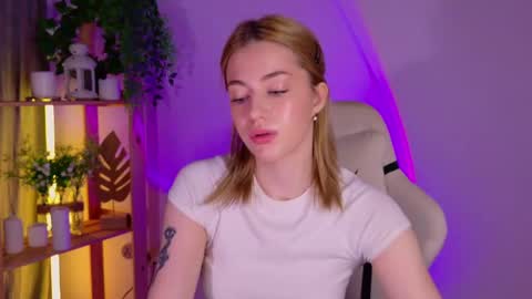 ameliarosaline online show from May 29, 3:48 am