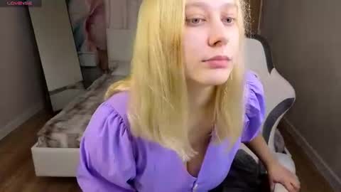 Amelia online show from July 29, 8:47 am