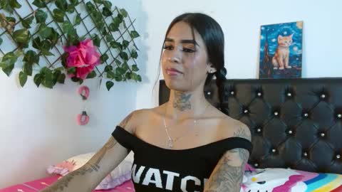 Ameliejoness  online show from March 4, 10:27 pm