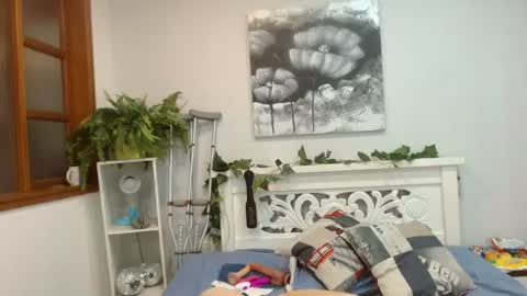 Amelie Lux online show from July 25, 9:00 pm