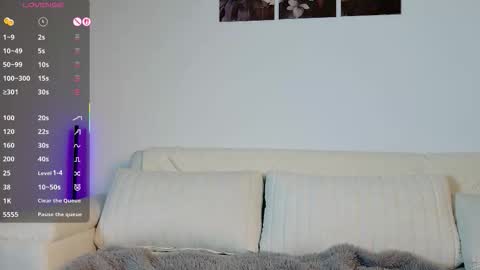Snapshot of amelietarson chatting on October 12, 9:39 pm Victoria online show from October 12, 9:39 pm