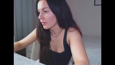 amelinamersi online show from September 18, 7:56 pm