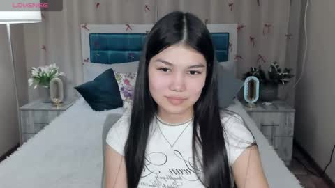 AmeliyaHeat online show from May 27, 10:45 am