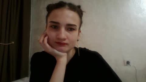 Julia  online show from March 4, 6:37 am