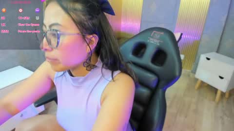 amhira_tay online show from May 22, 7:23 pm