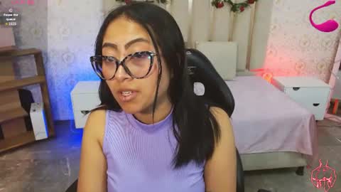 amhira_tay online show from July 28, 7:39 pm