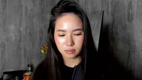 Amina online show from March 8, 7:51 pm