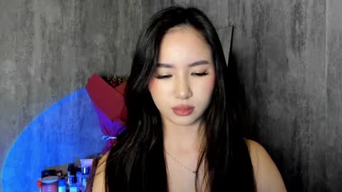 Amina online show from March 2, 4:36 pm