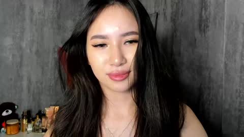 Amina online show from February 20, 1:08 pm