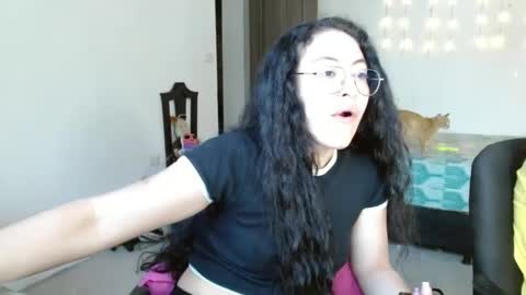 amitlu_ online show from January 22, 11:00 pm