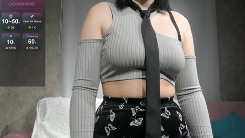 Joan online show from December 9, 4:05 pm