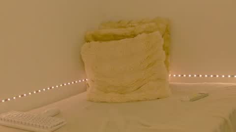 ammellia_x online show from July 28, 12:48 pm