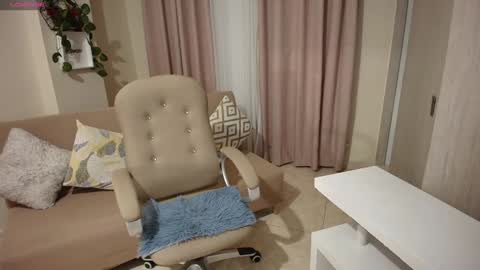 Snapshot of ammelya chatting on January 18, 12:26 pm Amelya online show from January 18, 12:26 pm