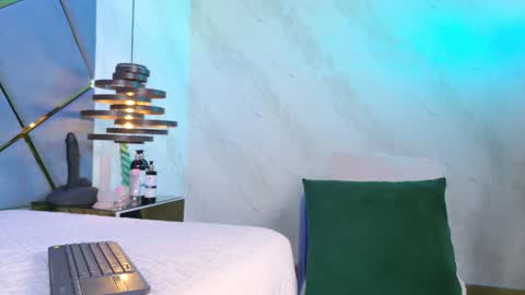 Snapshot of ammy_durand chatting on September 9, 7:35 pm ammy durand online show from September 9, 7:35 pm